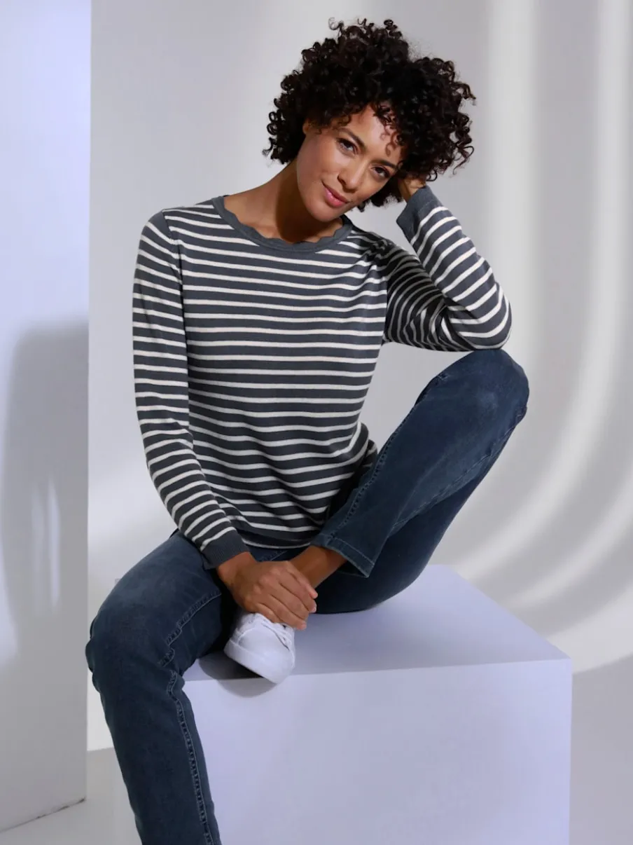 Pull rayé encolure ronde en viscose et laine mérinos