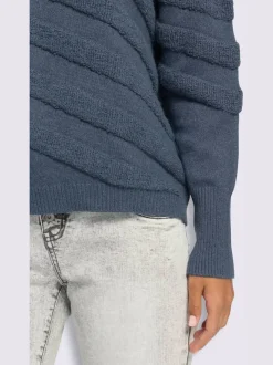 Pull superbe mélange de matières