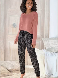 Pyjama au superbe motif sergé chevron