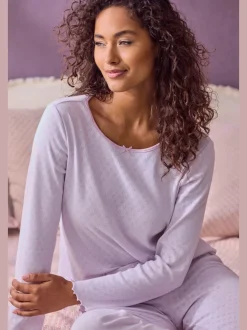 Pyjama avec motif ajouré