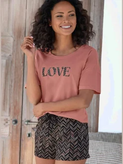 Pyjama court au superbe motif sergé chevron