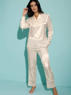 Pyjama satin