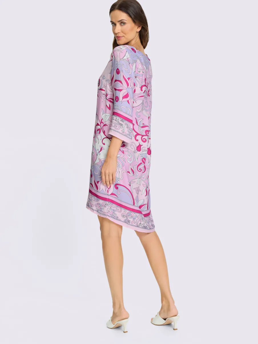 Robe ajustée avec col en V et motif floral