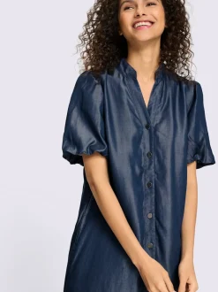 Robe chemisier ample avec boutons et poches cousues