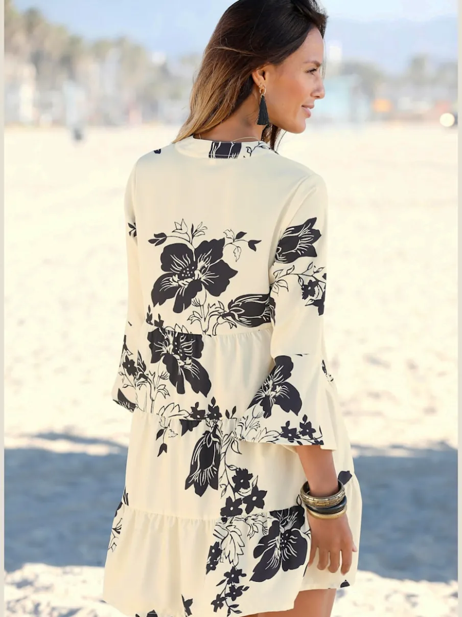 Robe chemisier décontractée à col V et manches 3/4 avec motifs floraux