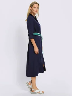Robe-chemisier en lyocell avec col chemise et ceinture nouée