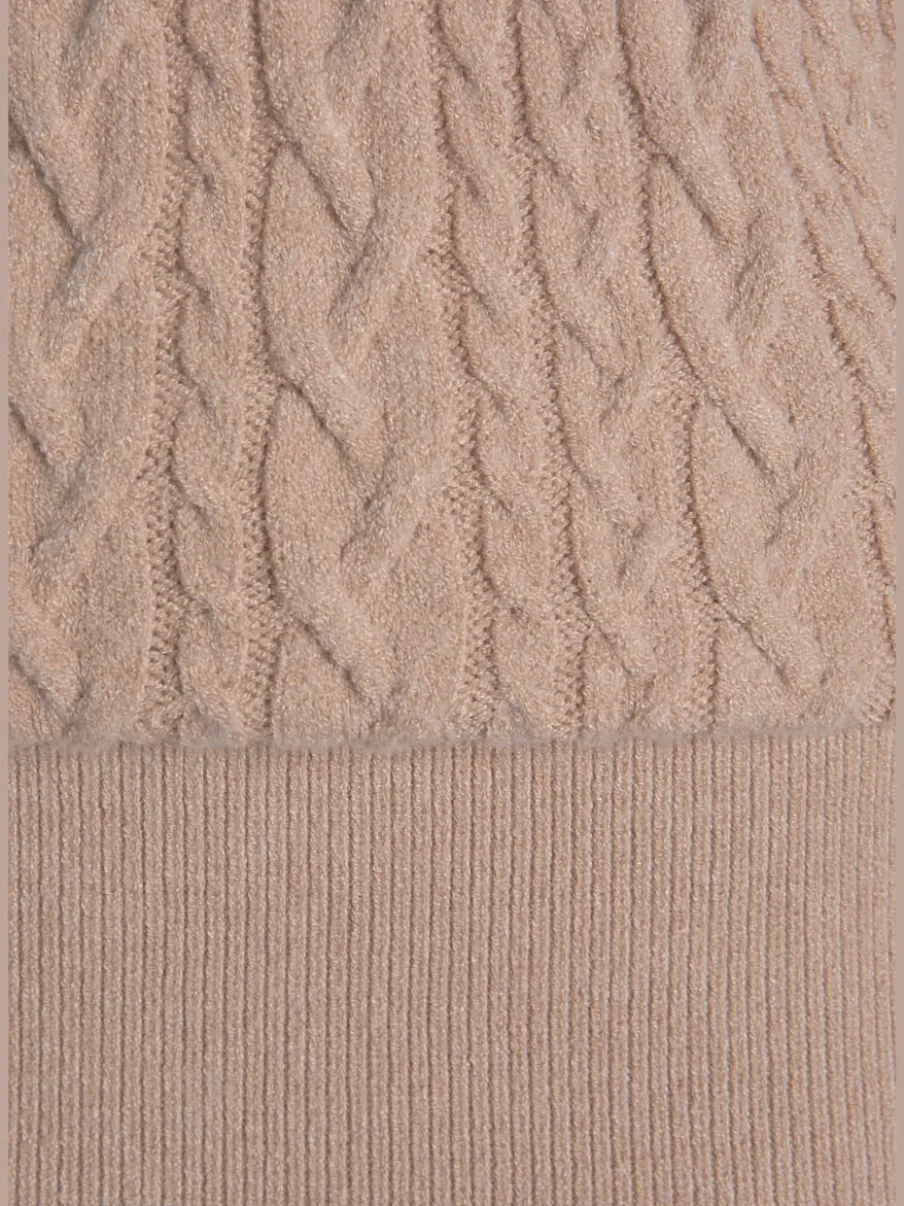 Robe courte en tricot à encolure ronde et manches longues