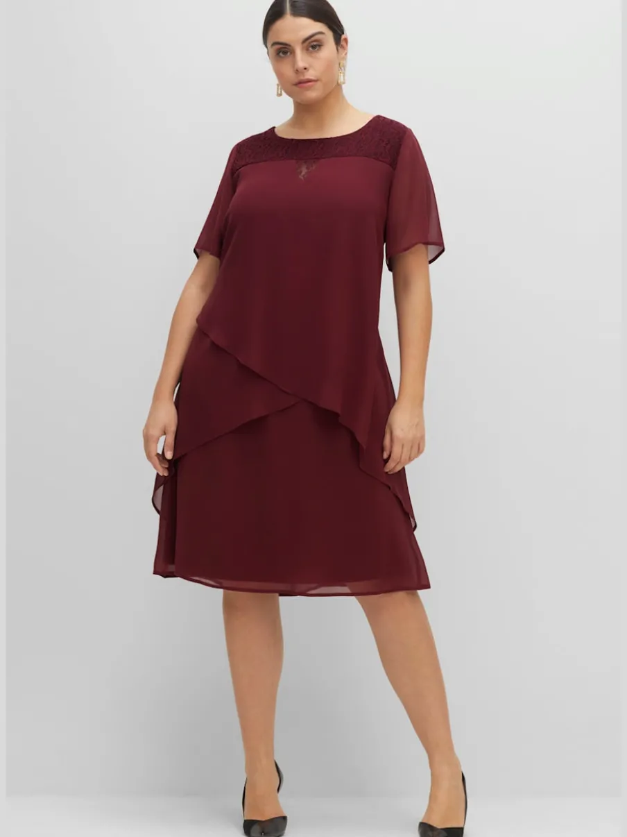 Robe de cocktail look superposé féminin
