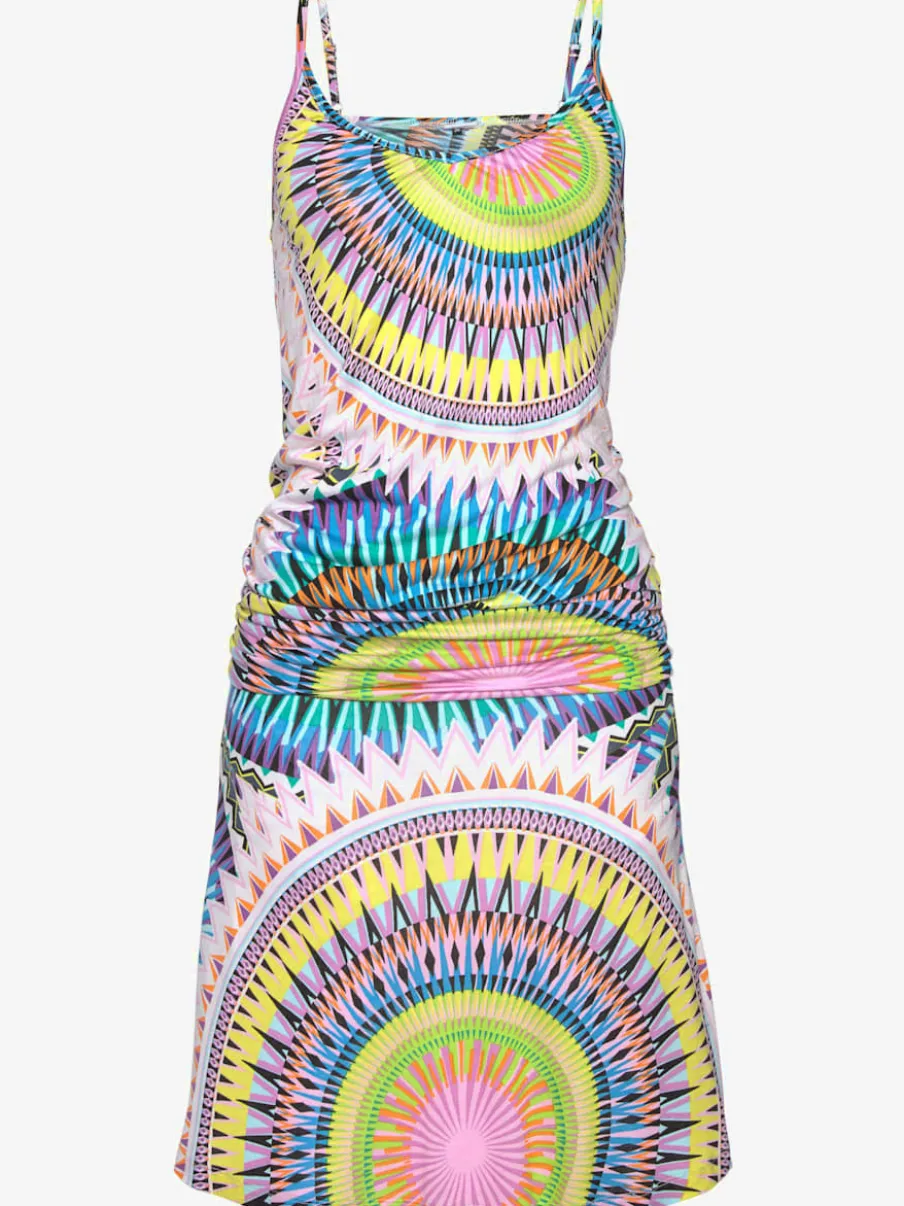 Robe de plage à col froncé et motifs variés