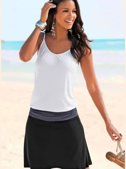 Robe de plage décontractée avec empiècements froncés et bretelles réglables
