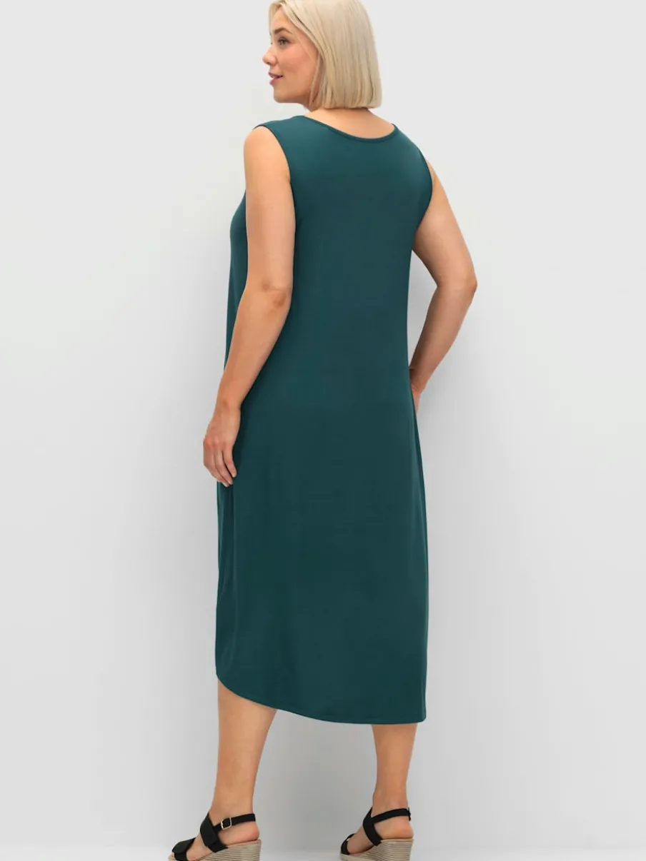 Robe de plage large encolure ronde
