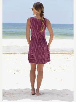 Robe de plage à larges bretelles et jupe évasée