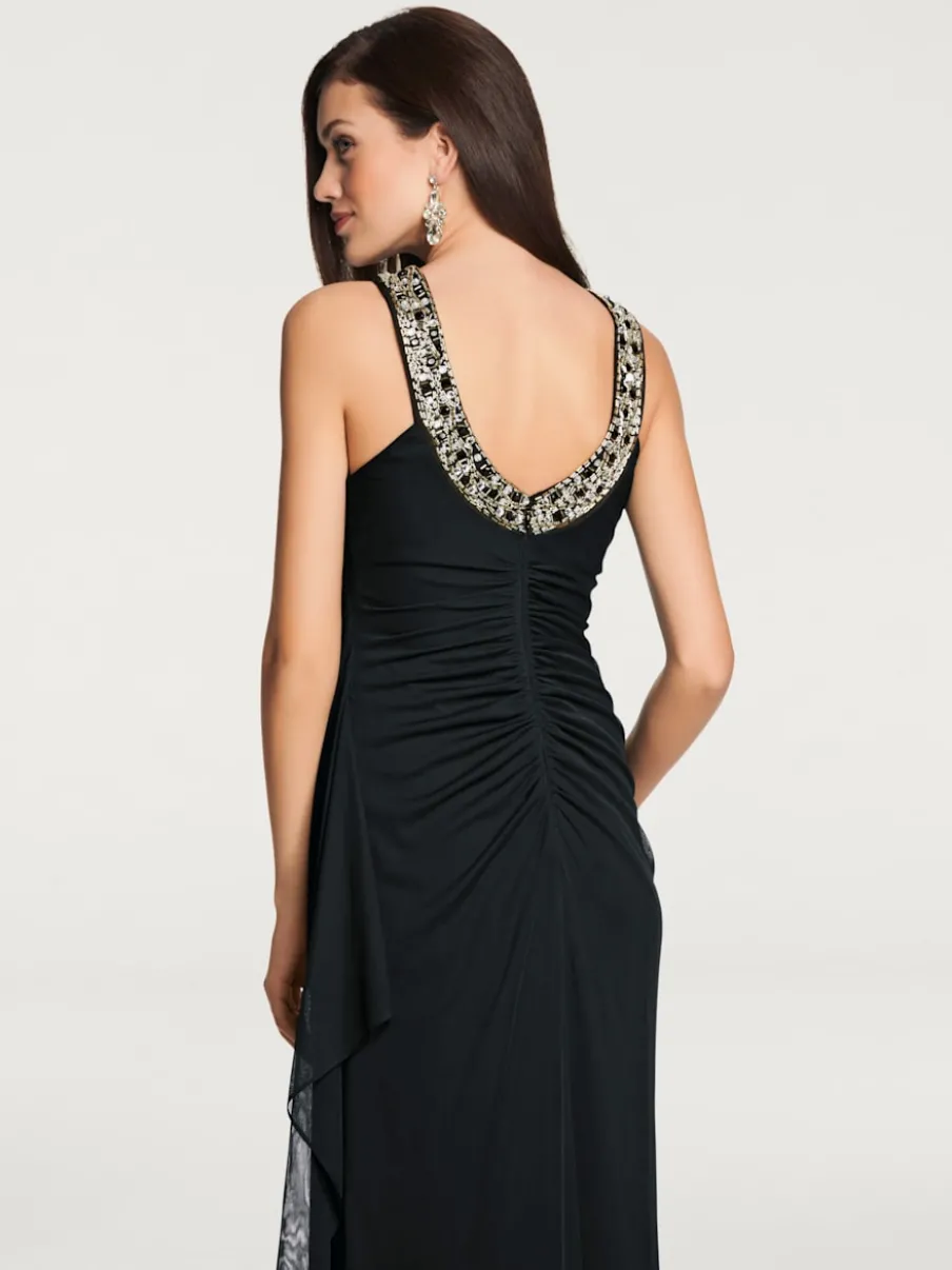 Robe de soirée avec col en dentelle et fronces