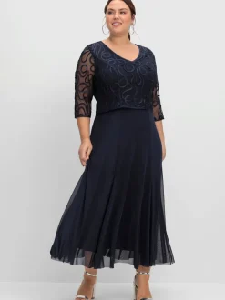 Robe de soirée encolure en v affinante