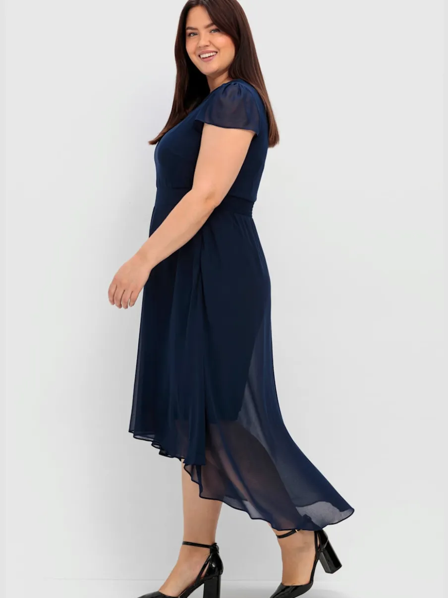 Robe de soirée manches chauve-souris affinantes