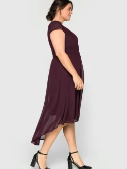 Robe de soirée manches chauve-souris affinantes