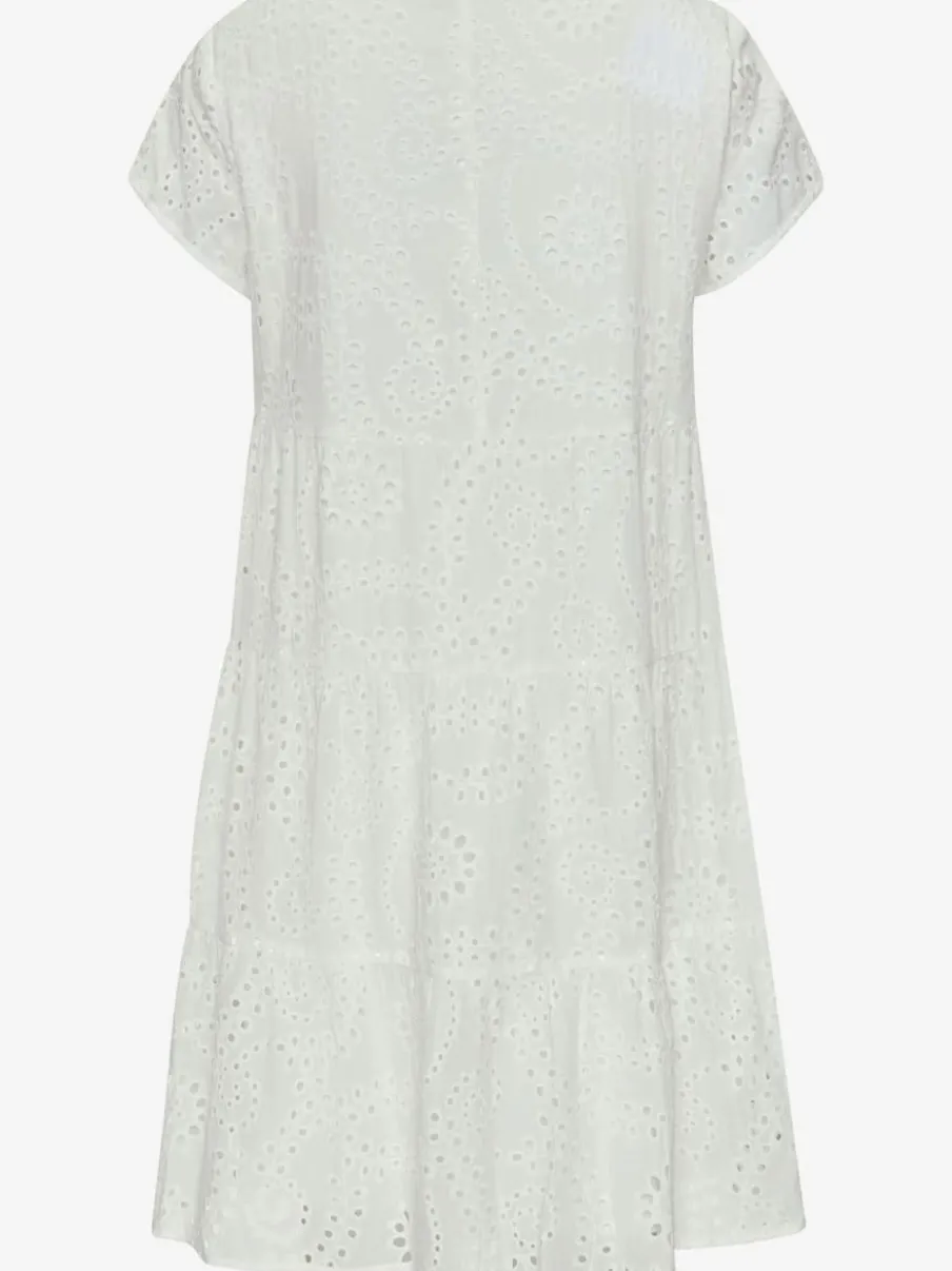 Robe d'été avec broderie ajourée à manches courtes