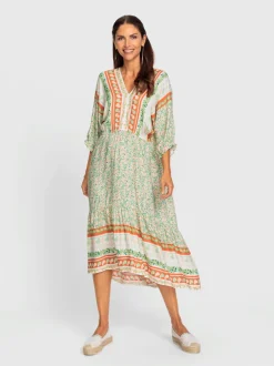 Robe d'été avec encolure en V et manches chauve-souris