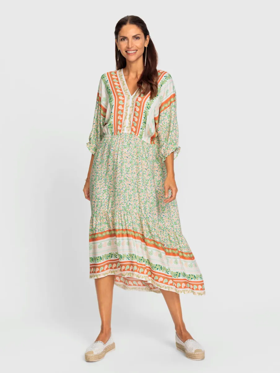 Robe d'été avec encolure en V et manches chauve-souris