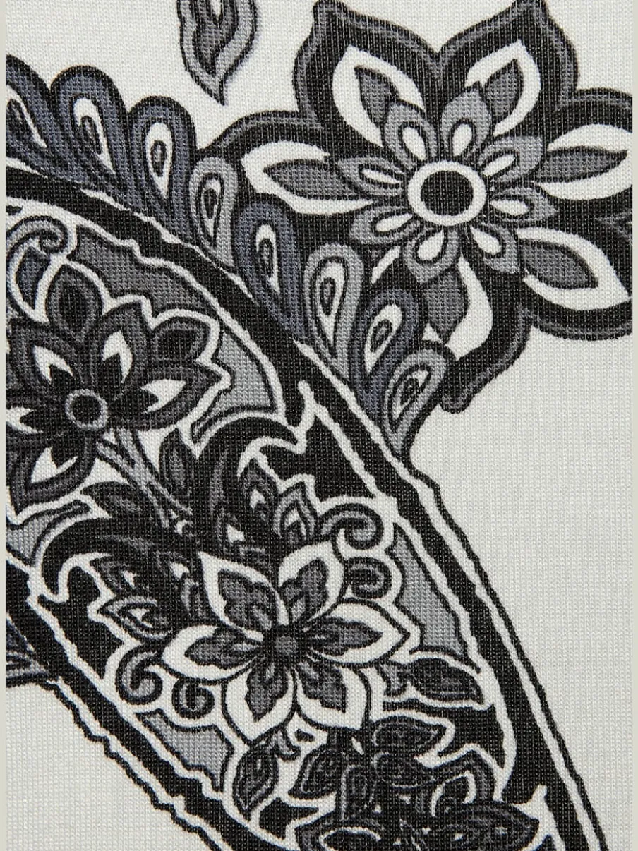 Robe d'été à encolure en V avec imprimé en viscose douce
