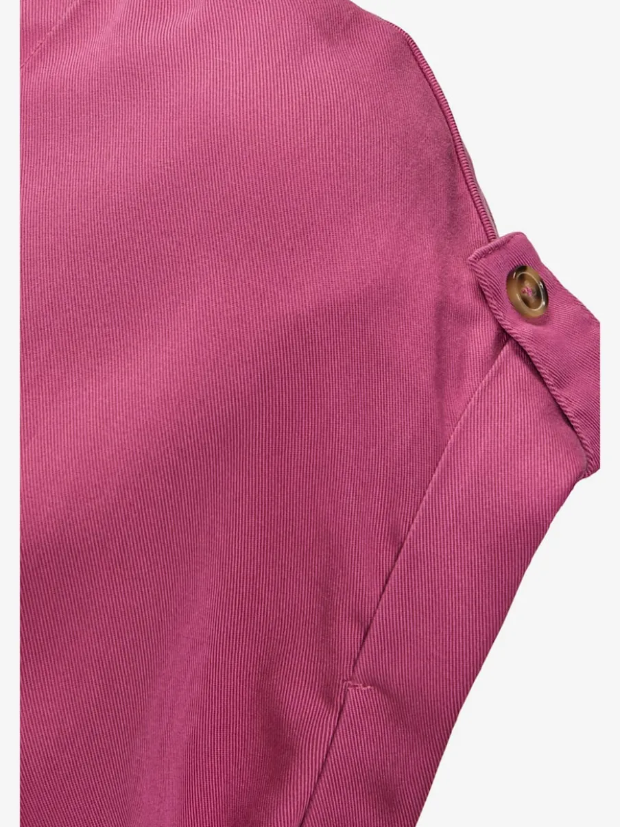 Robe d'été à encolure en V et smockée à la taille