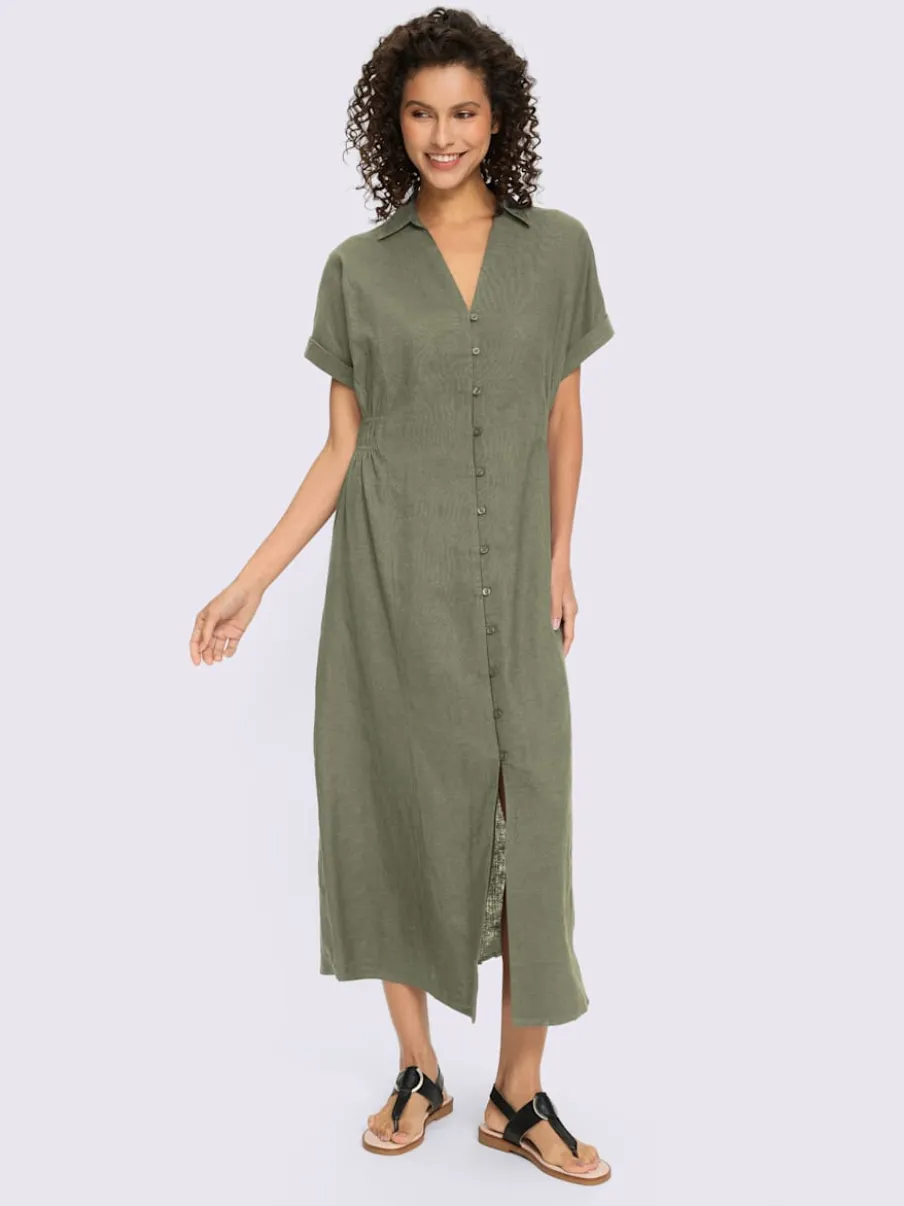 Robe d'été en lin léger avec col chemise et boutonnière