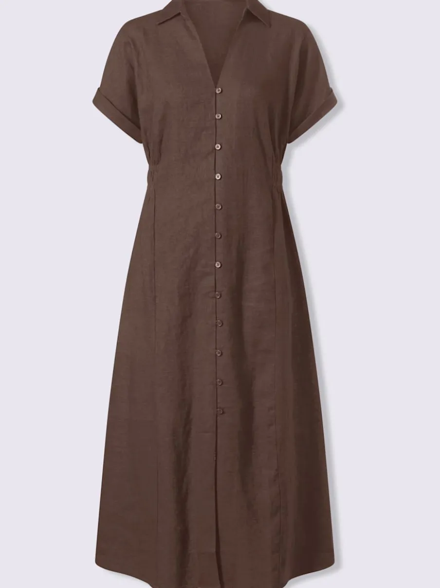 Robe d'été en lin léger avec col chemise et boutonnière