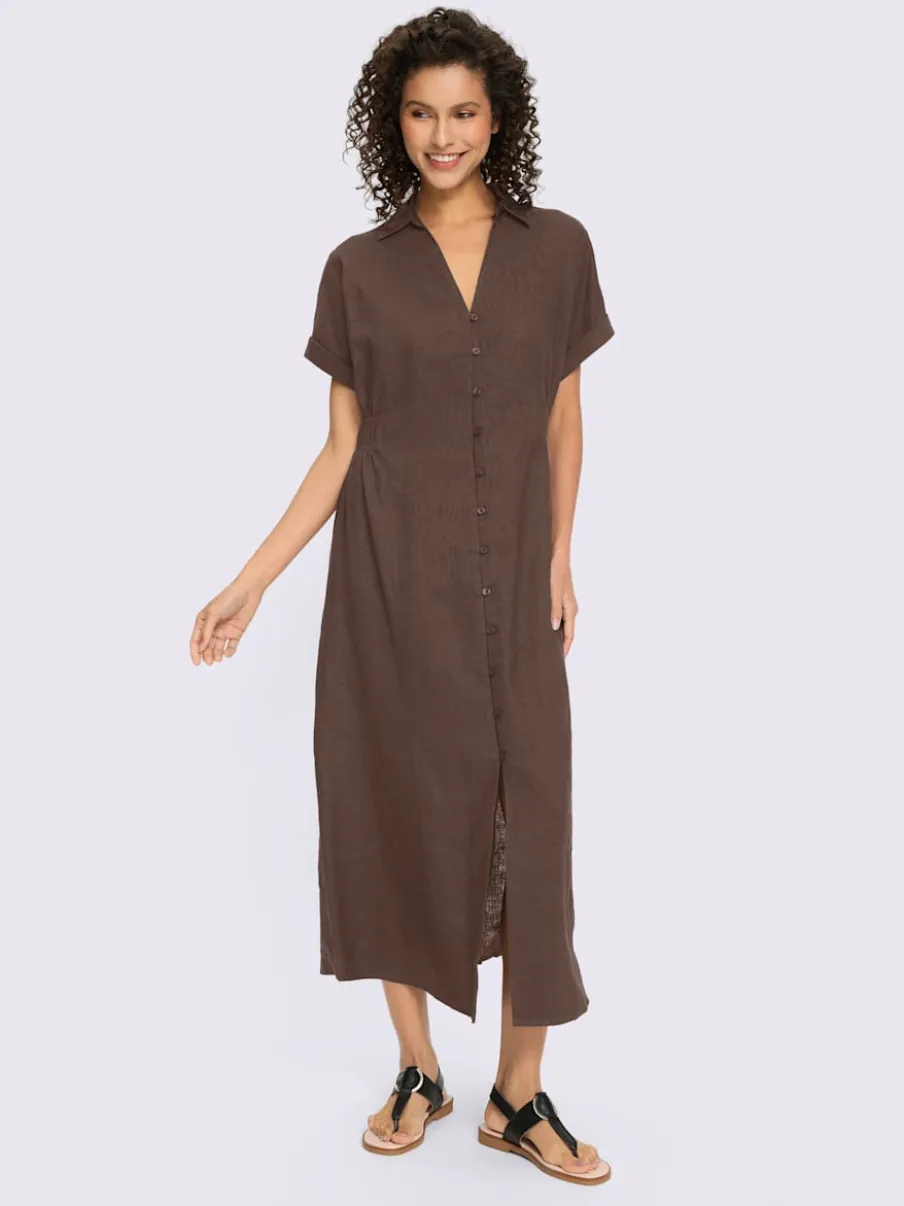 Robe d'été en lin léger avec col chemise et boutonnière