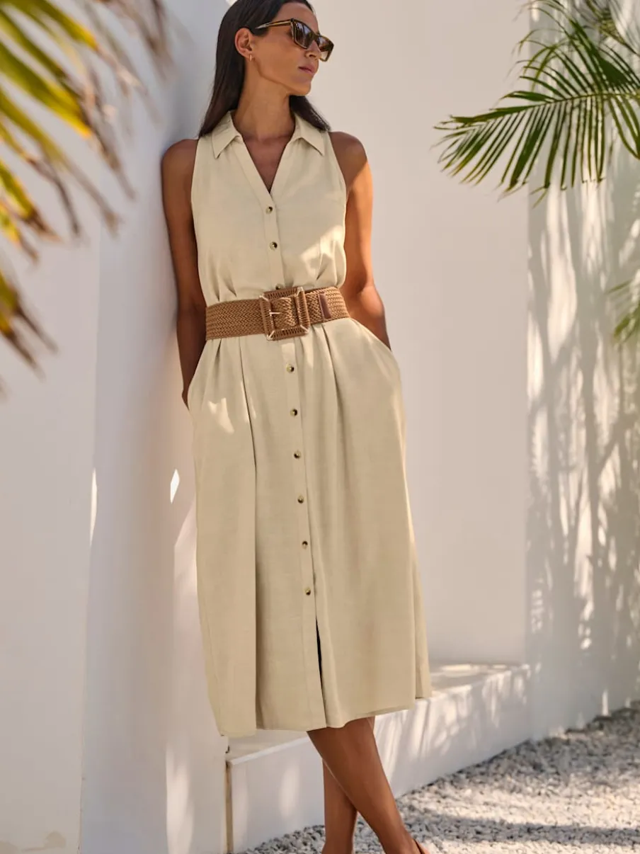 Robe d'été en lin sans manches avec ceinture nouée