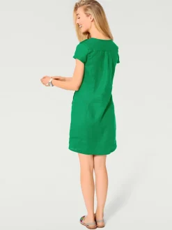 Robe d'été en pur lin avec encolure ronde et poches