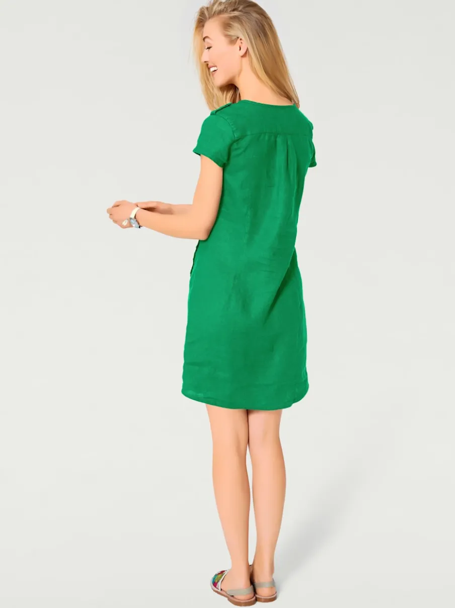 Robe d'été en pur lin avec encolure ronde et poches