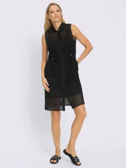 Robe d'été légère à col chemise et broderie ajourée