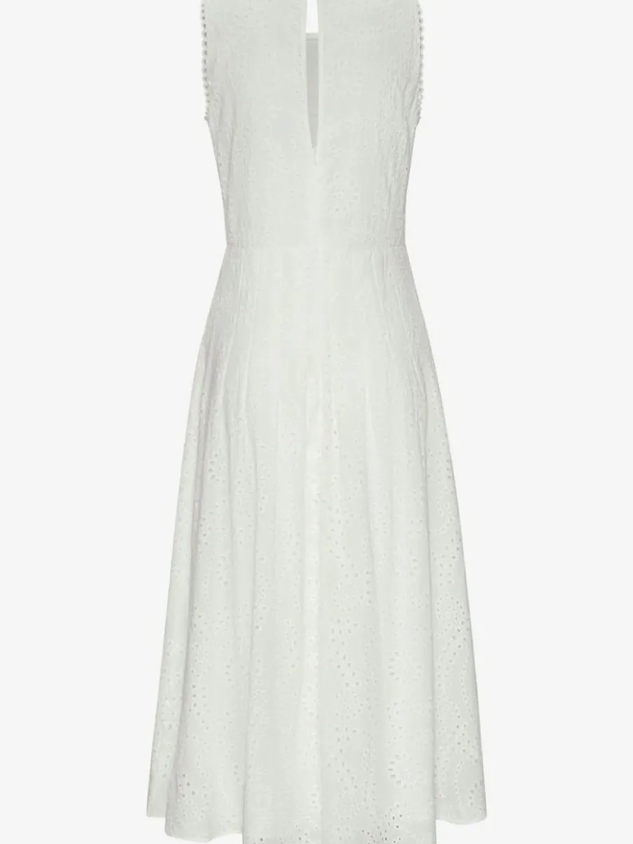 Robe d'été longue sans manches avec dentelle et plis flatteurs