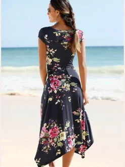 Robe d'été évasée à encolure en V floralement imprimée