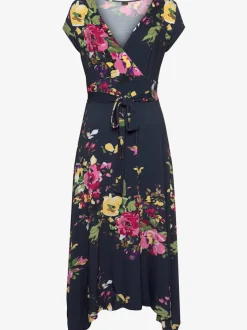 Robe d'été évasée à encolure en V floralement imprimée