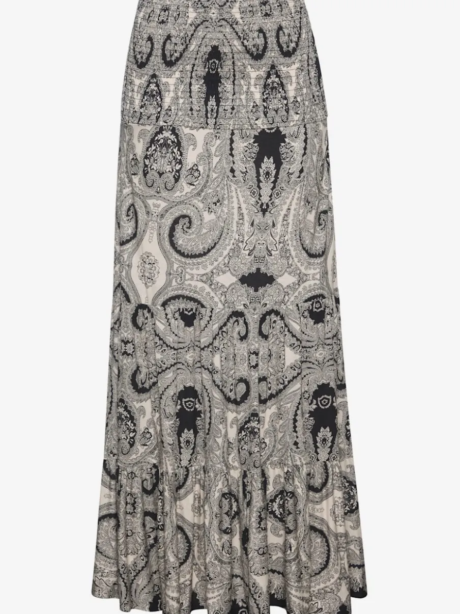 Robe 2 en 1 avec ceinture smockée et jupe volants