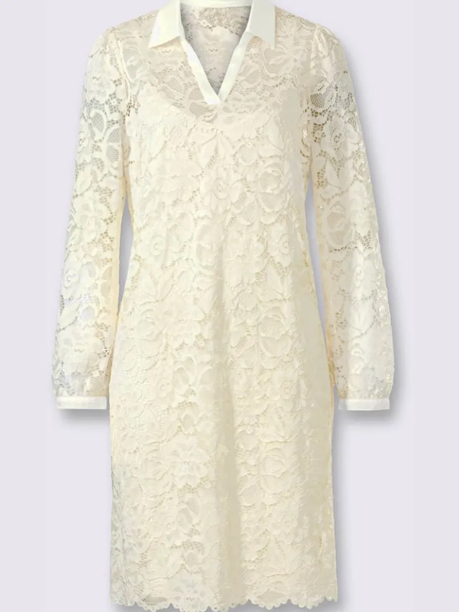 Robe en dentelle dentelle florale légèrement transparente