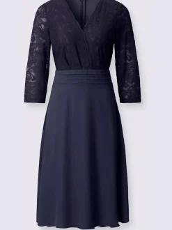 Robe en dentelle qualité tissée