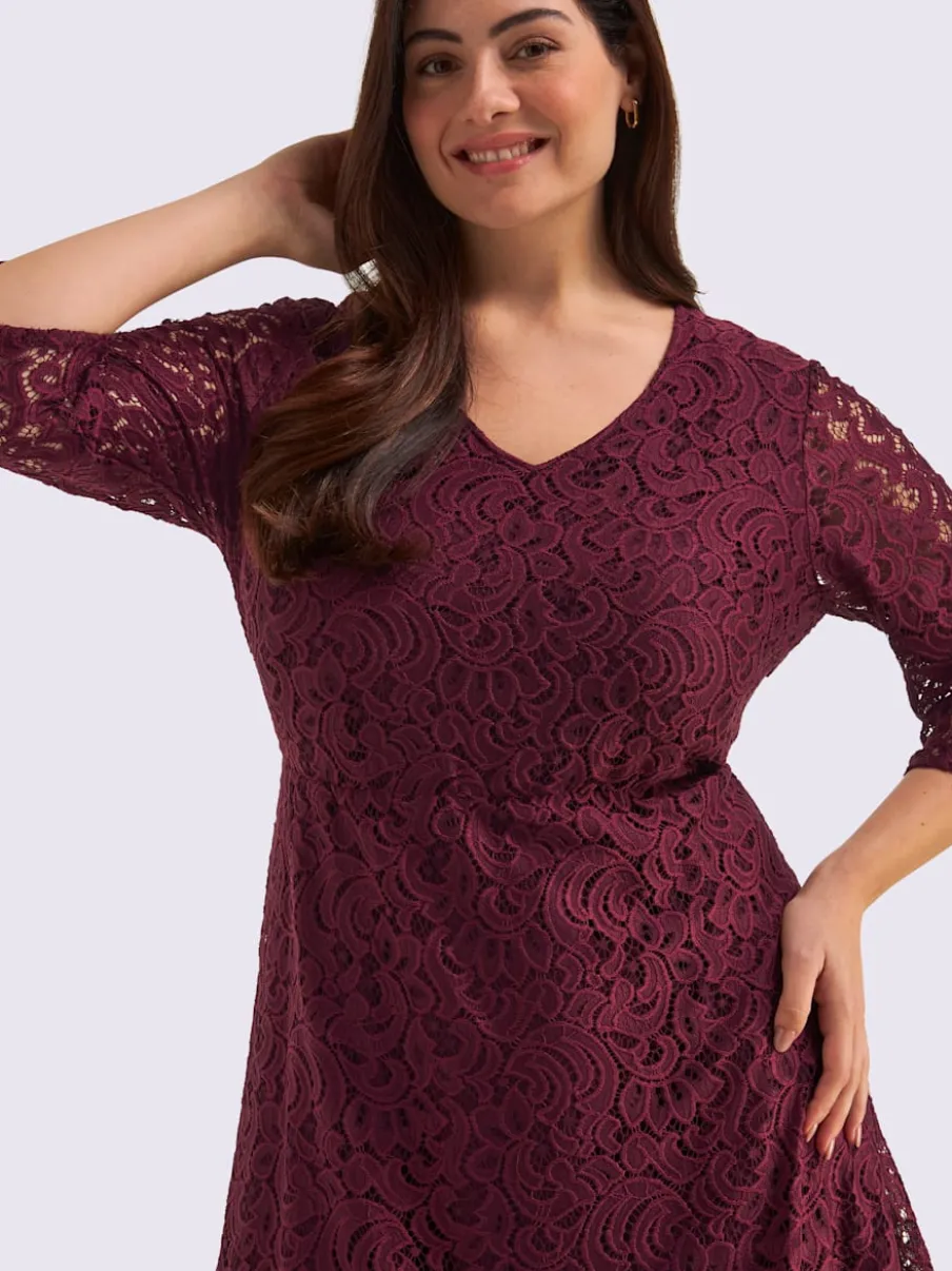 Robe en dentelle superbe dentelle