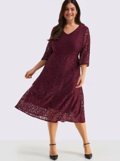 Robe en dentelle superbe dentelle