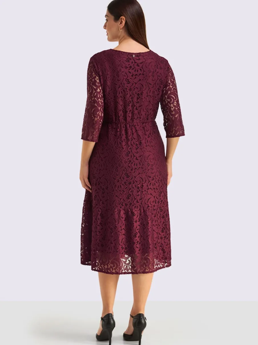 Robe en dentelle superbe dentelle