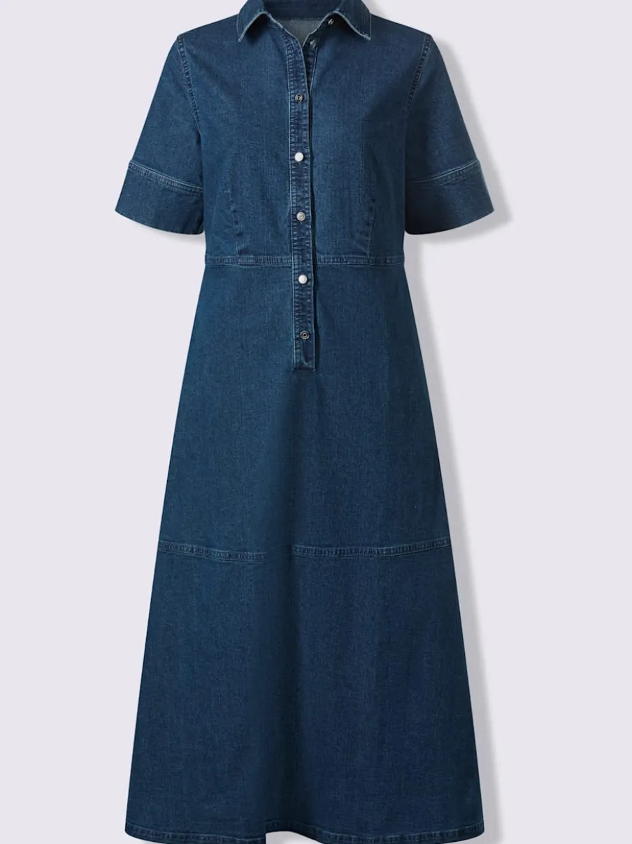 Robe en jean à col chemise et manches courtes avec poches discrètes