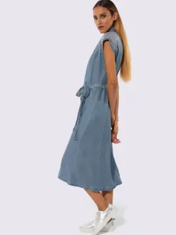 Robe en jean lyocell à col chemise mancherons