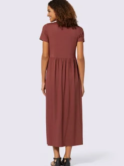 Robe en jersey avec col rond et manches courtes