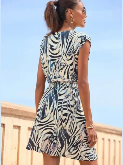 Robe en jersey avec encolure en V et fronces aux mancherons