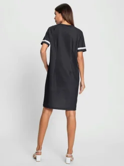 Robe en jersey avec inscription et rayures contrastées