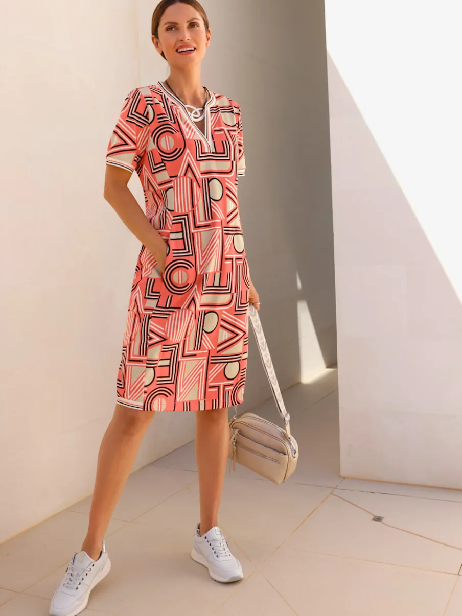Robe en jersey coupe confortable avec imprimé géométrique