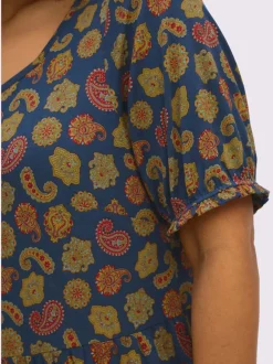 Robe en jersey motif paisley