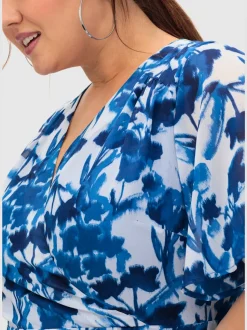 Robe en mousseline joli imprimé feuilles