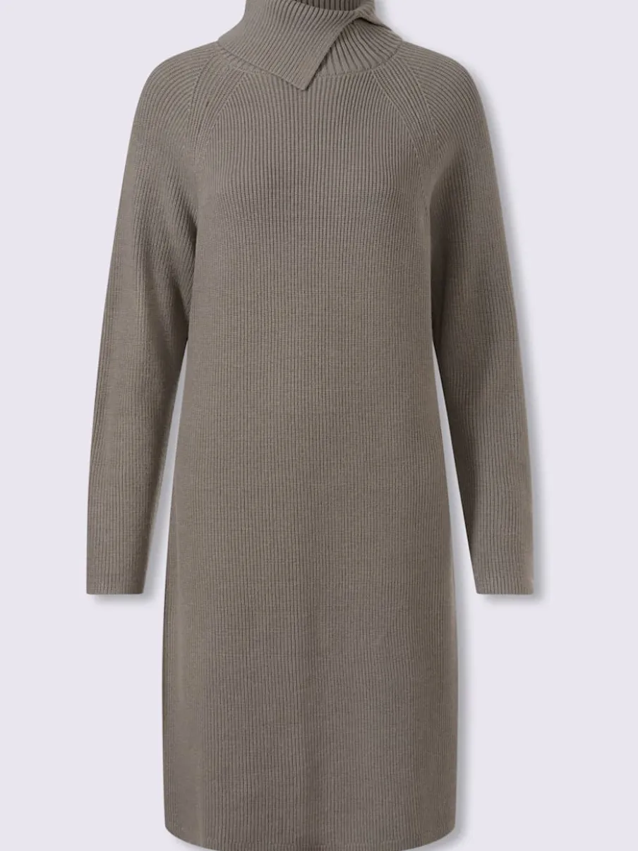 Robe en tricot 50% viscose